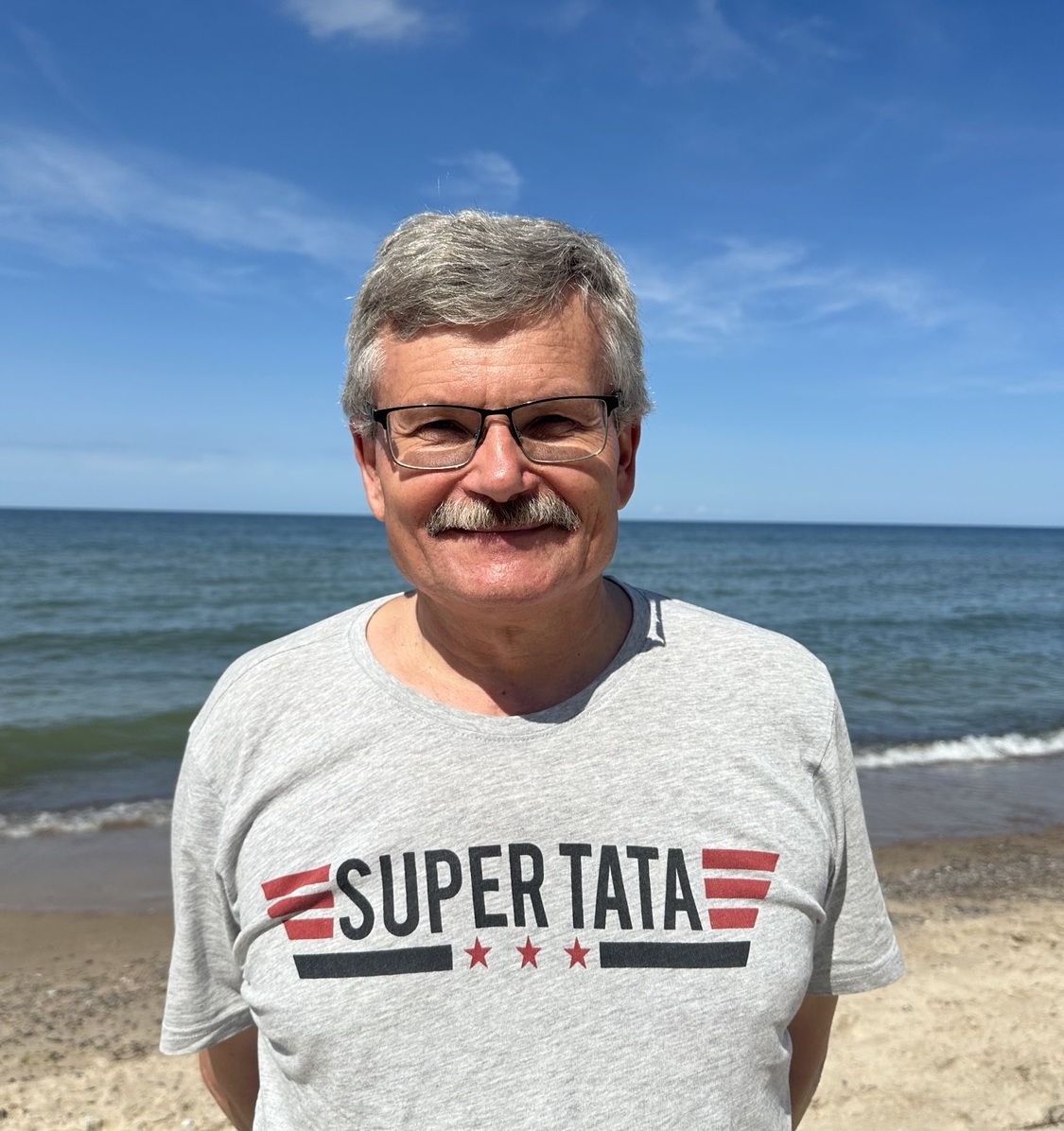 prof. Dariusz Wasik prof. Dariusz Wasik